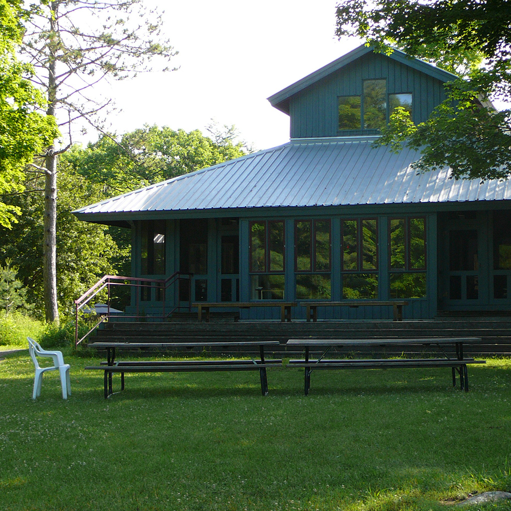 Queen's Point and Main Facilities