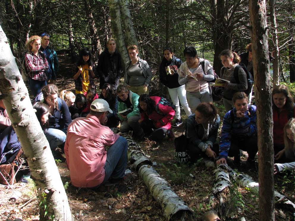 Biology 201 trip to QUBS